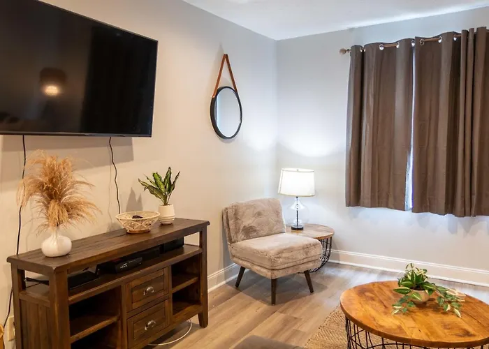 2 Bedroom In The Heart Of Apartment *