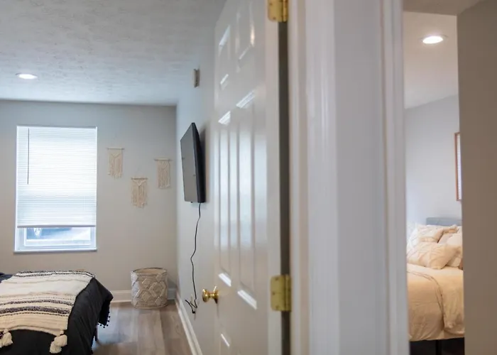 2 Bedroom In The Heart Of * Columbus